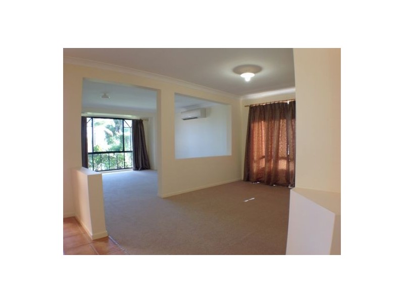 4 Bridle Court, Sumner QLD 4074