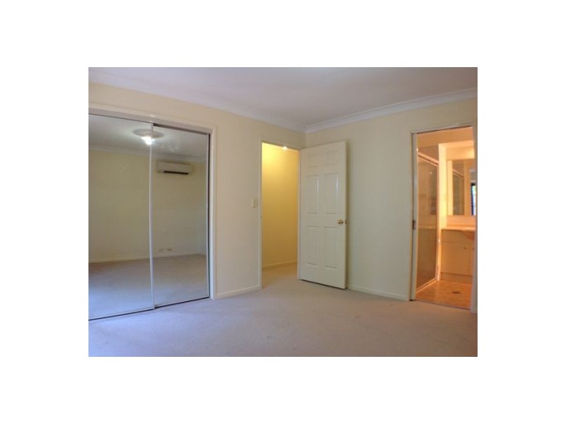 4 Bridle Court, Sumner QLD 4074