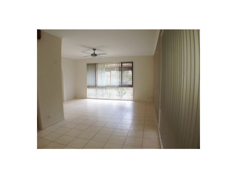 4 Tahoe Street, Riverhills QLD 4074