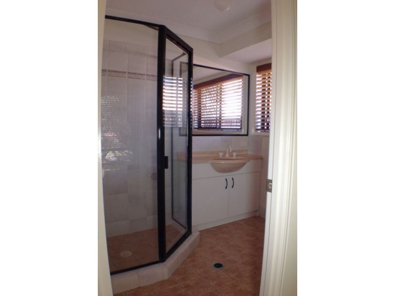 3 Grevillea Place, Forest Lake QLD 4078