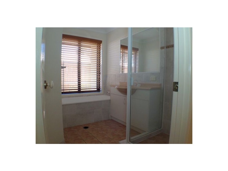 3 Grevillea Place, Forest Lake QLD 4078