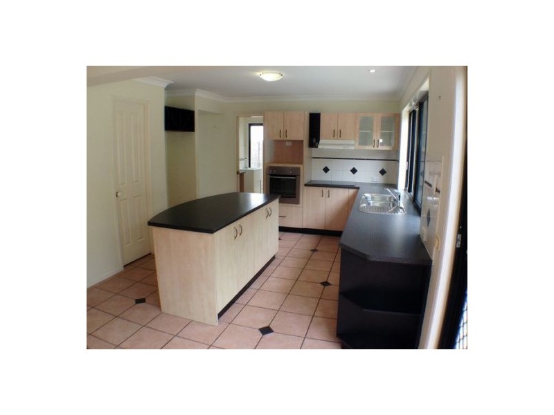 70 Kaboora Crescent, Westlake QLD 4074