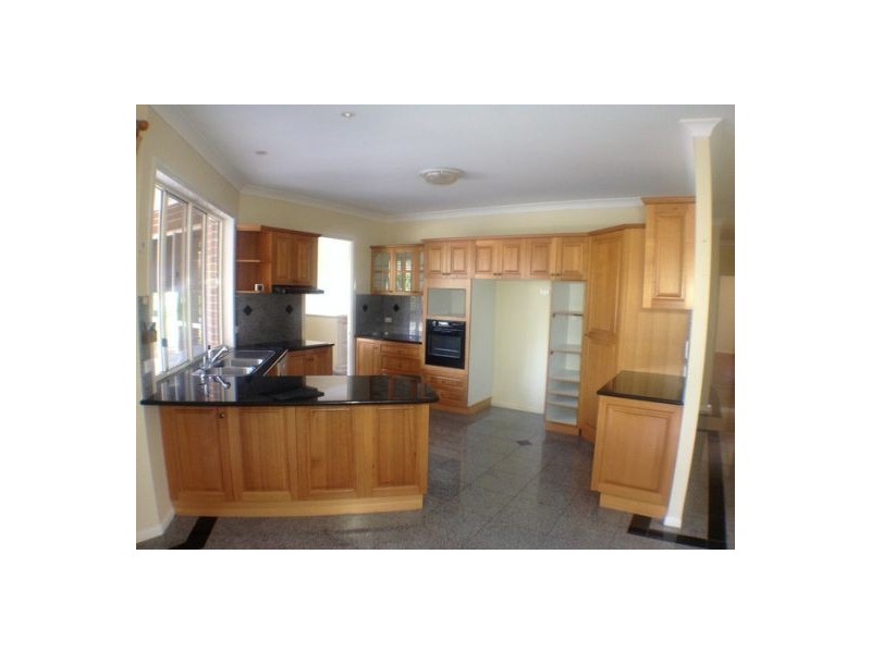 7 Koala Court, Riverhills QLD 4074