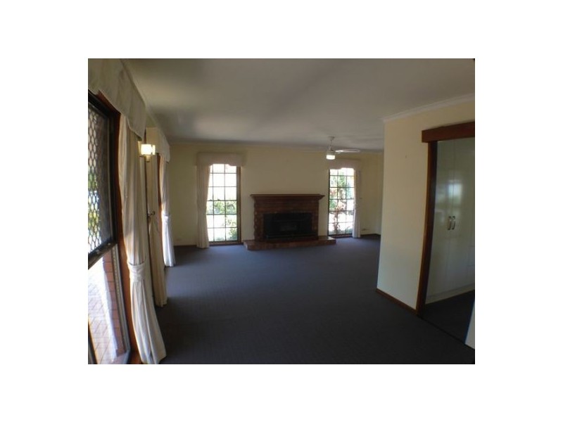 9 Estate Road, Middle Park QLD 4074