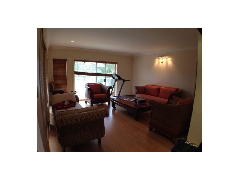 25 Penong Street, Westlake QLD 4074