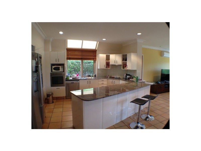 25 Penong Street, Westlake QLD 4074