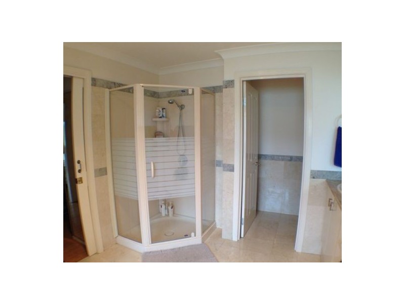 25 Penong Street, Westlake QLD 4074