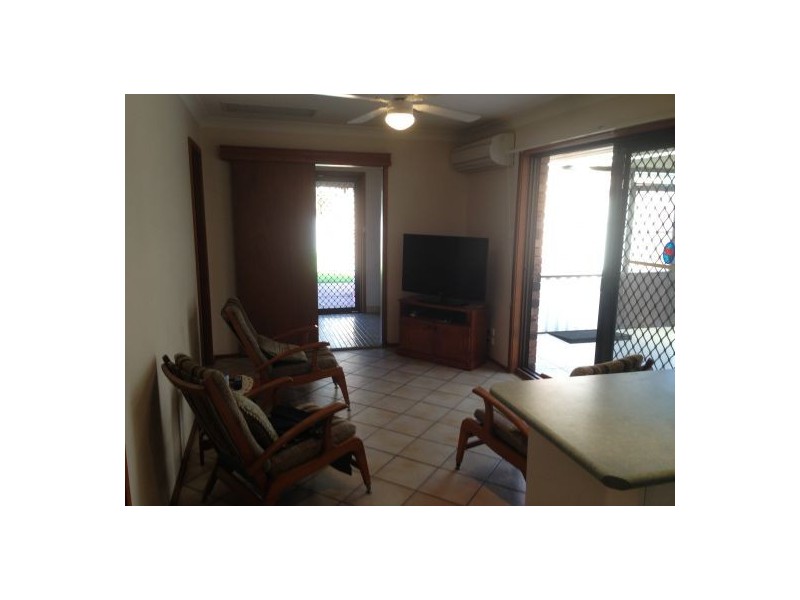 6 Andra Close, Belmont NSW 2280