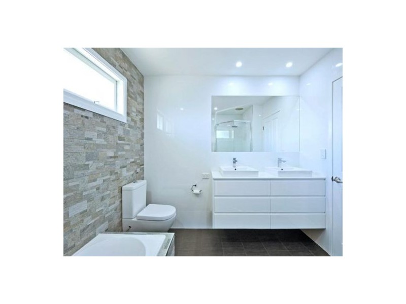 25 Greenwood Avenue, Belmont NSW 2280