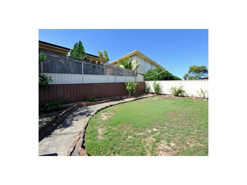 25 Greenwood Avenue, Belmont NSW 2280