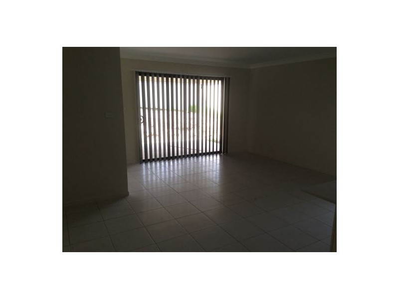 34 Blackwood Circuit, Cameron Park NSW 2285