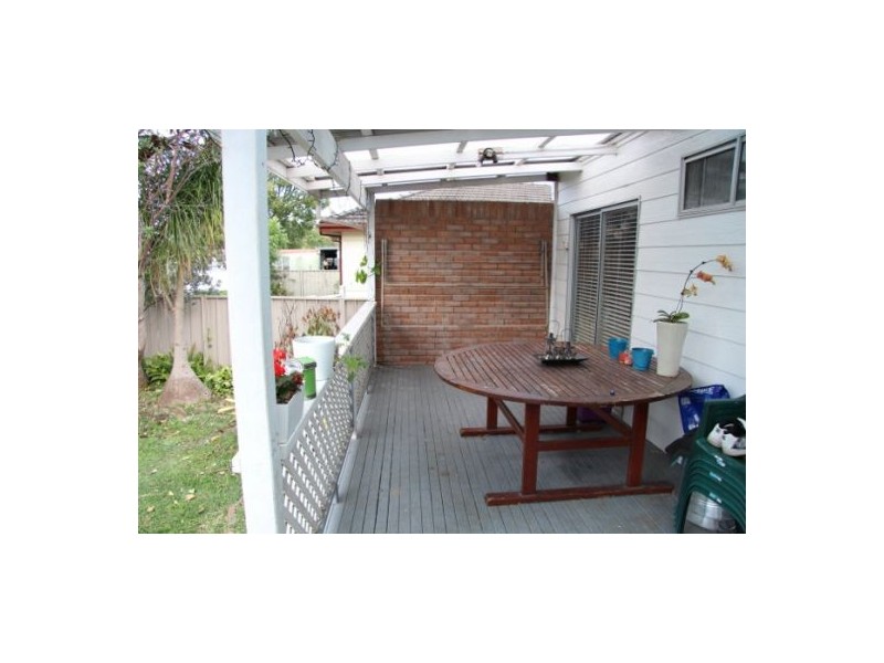 16 Mallee Street, Gateshead NSW 2290