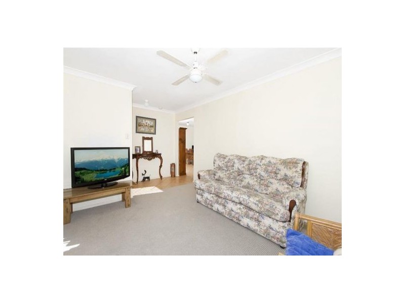 14 Grove Place, Cameron Park NSW 2285