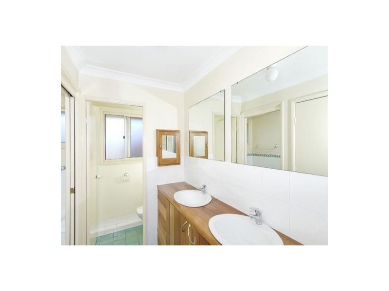 14 Grove Place, Cameron Park NSW 2285