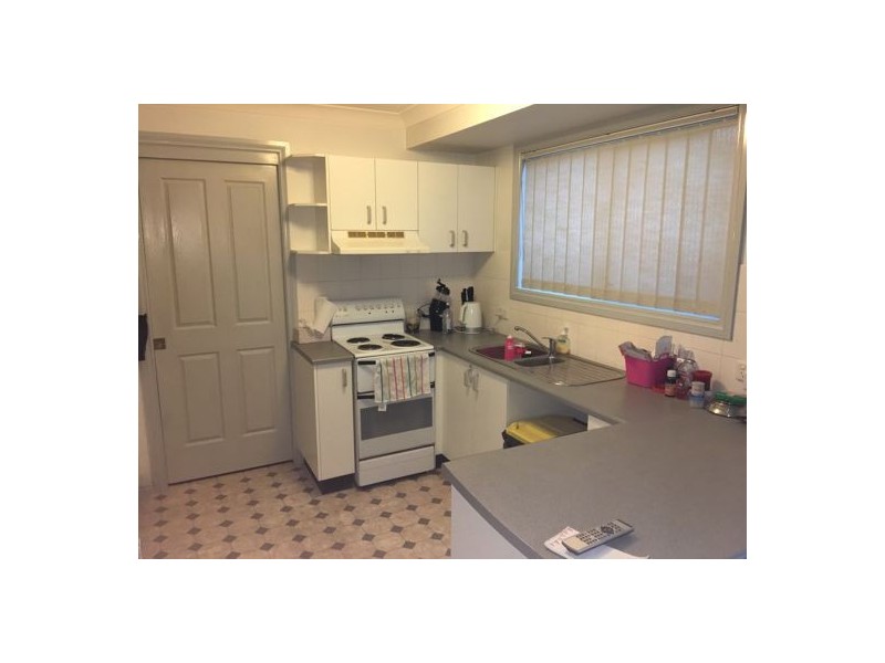 4/10 Marks Point Rd, Marks Point NSW 2280