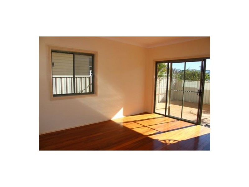 1-1 Tirril Street, Blacksmiths NSW 2281