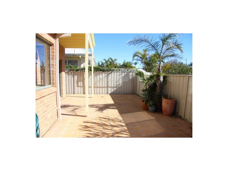 1-1 Tirril Street, Blacksmiths NSW 2281