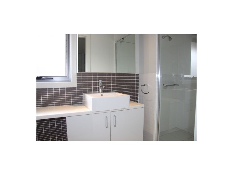 2 B Lake Street, Warners Bay NSW 2282