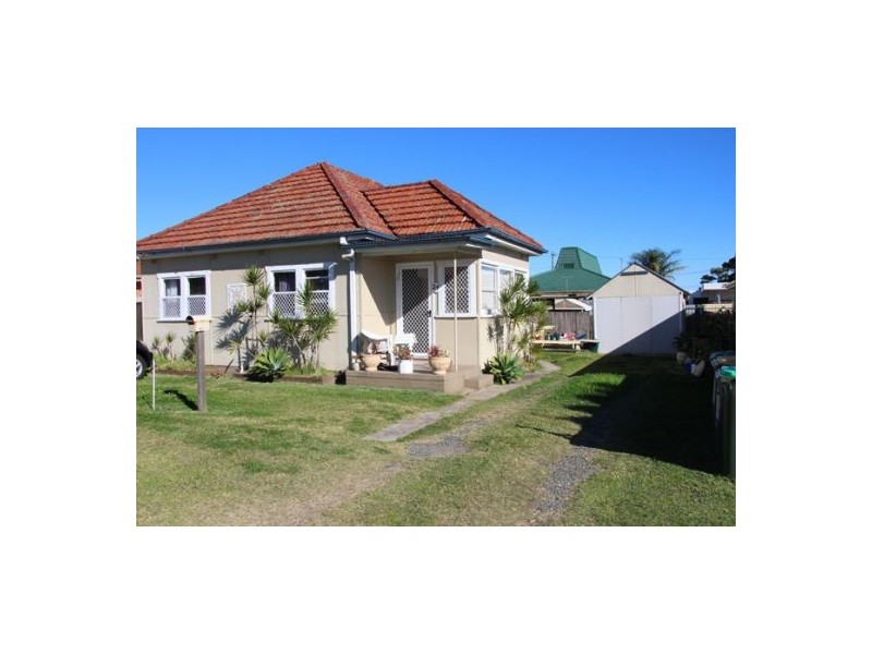 24 Kyneton Street, Belmont NSW 2280