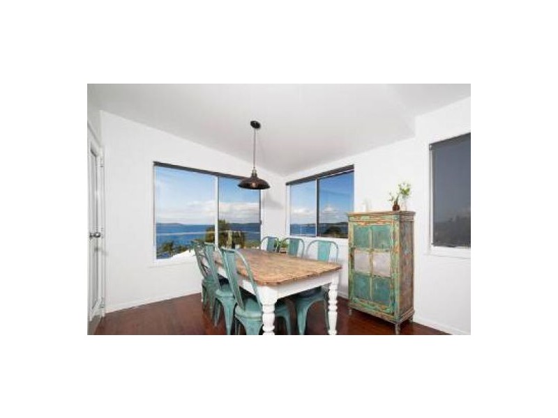 95 Ross Street, Belmont NSW 2280