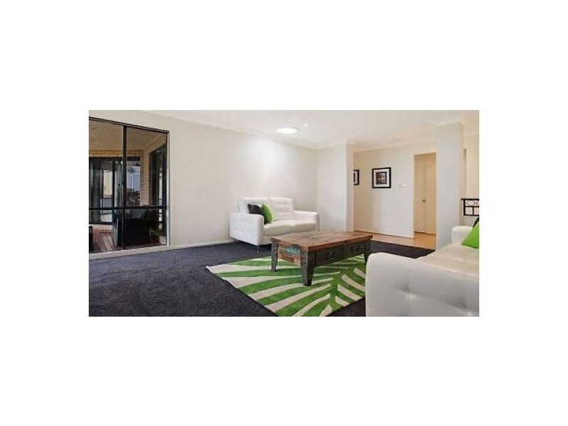 11 Heron Place, Belmont NSW 2280