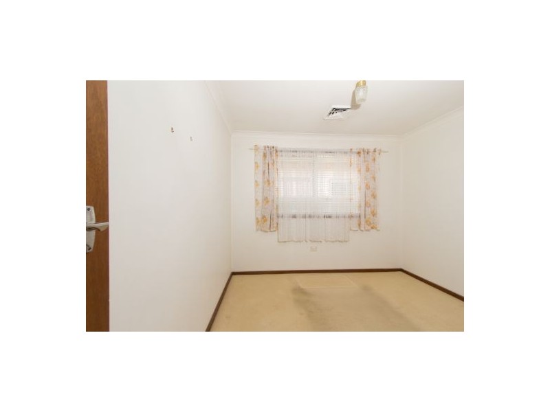 23 St Johns Drive, Croudace Bay NSW 2280