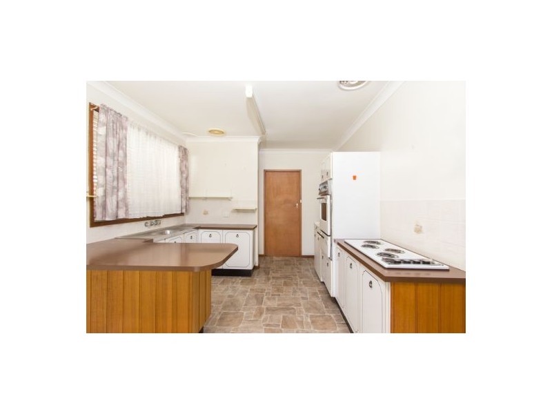 23 St Johns Drive, Croudace Bay NSW 2280