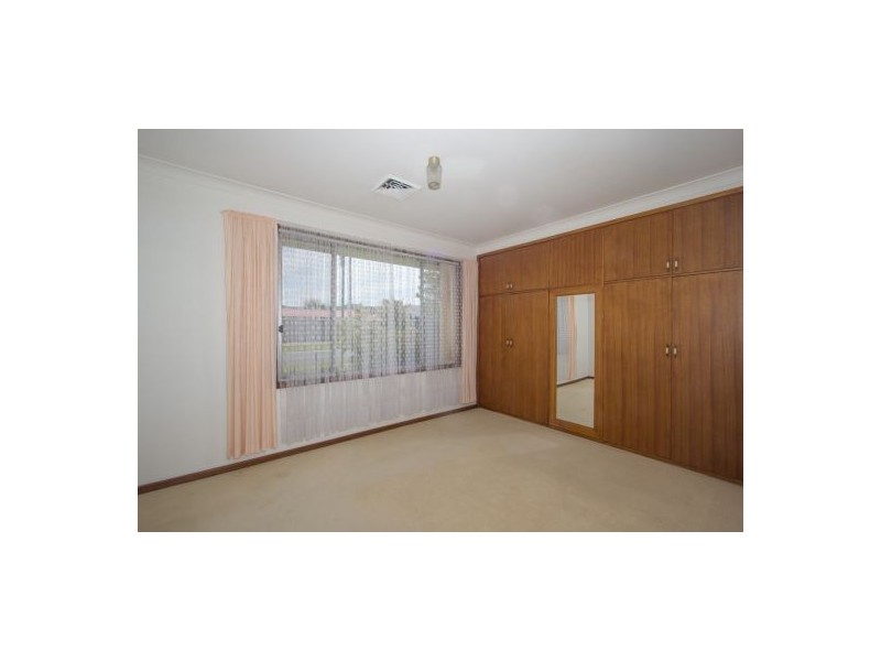 23 St Johns Drive, Croudace Bay NSW 2280