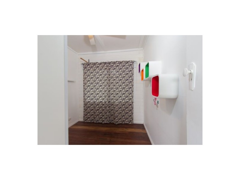 42 Emily Street, Marks Point NSW 2280