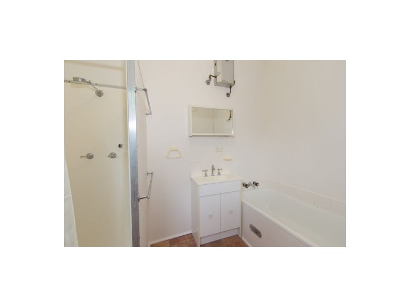 22 Maude Street, Belmont NSW 2280