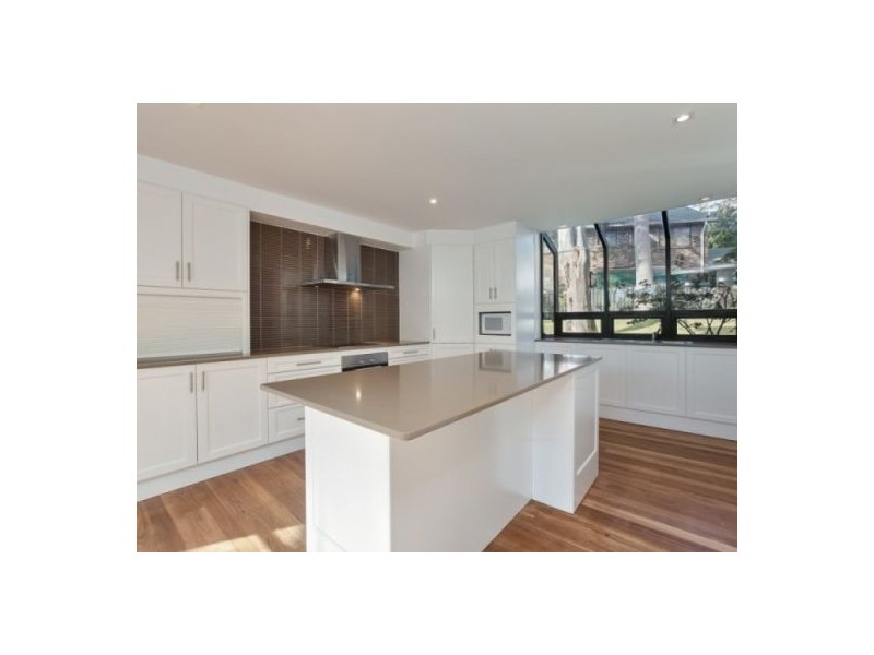 1 Werona Crescent, Valentine NSW 2280