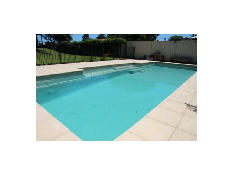 9 Reid Street, Marks Point NSW 2280