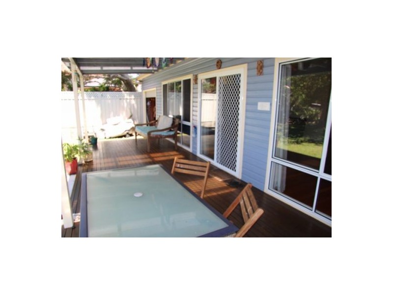 9 Reid Street, Marks Point NSW 2280