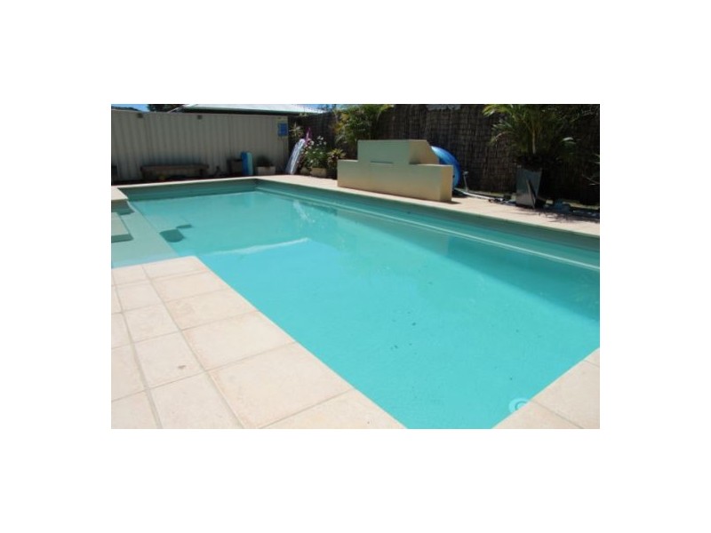 9 Reid Street, Marks Point NSW 2280