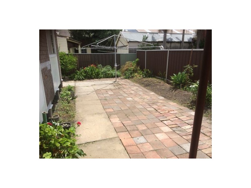 1a York Street, Mayfield NSW 2304