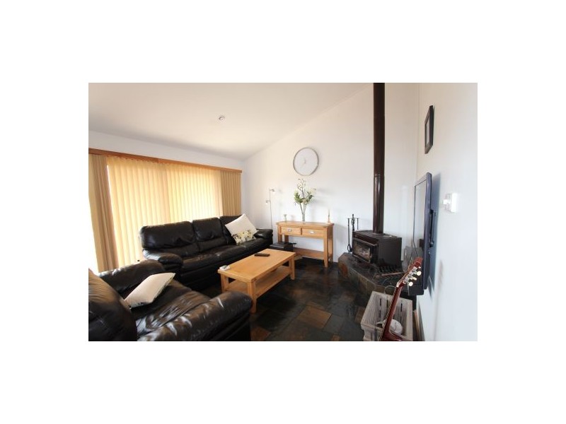 7 Bali Street, Blacksmiths NSW 2281