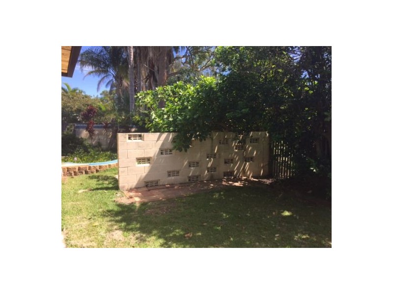 14 St John Drive, Croudace Bay NSW 2280