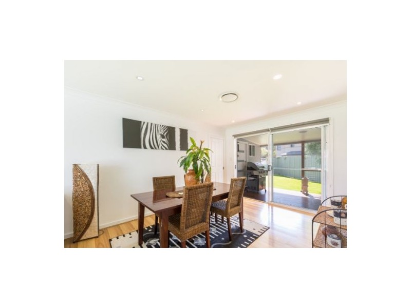 18 Bell Street, Belmont North NSW 2280