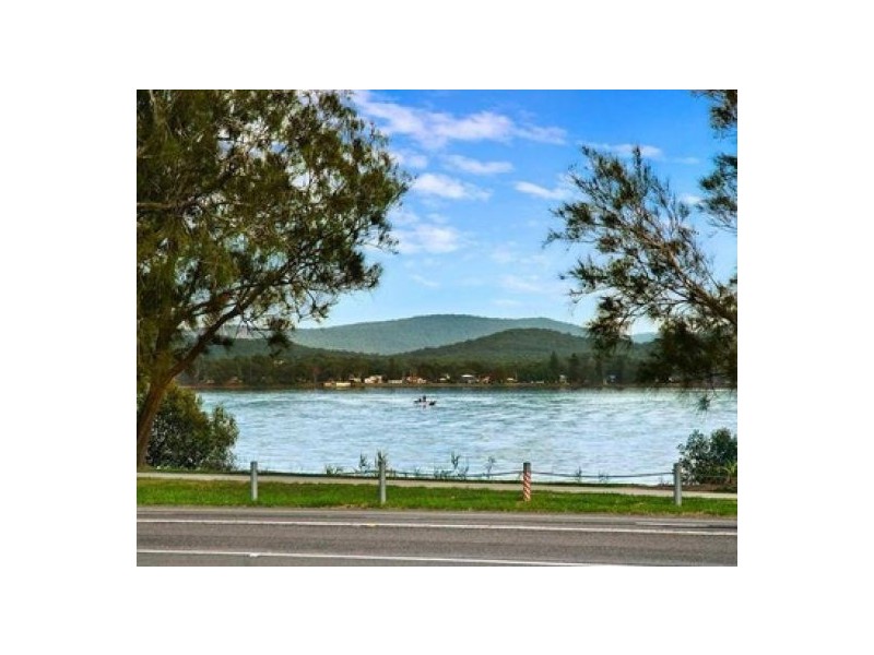616 Macquarie Drive, Eleebana NSW 2282