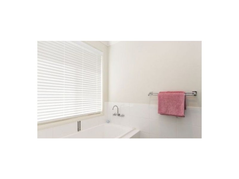 10 Foveaux Street, Cameron Park NSW 2285