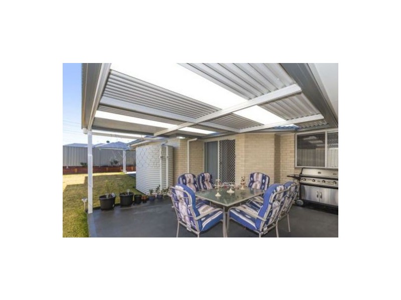 10 Foveaux Street, Cameron Park NSW 2285