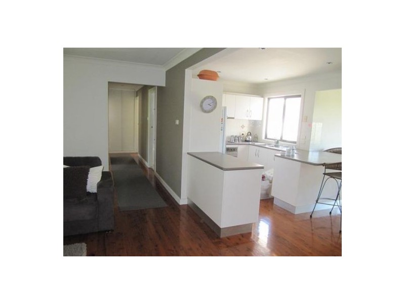 11 Barraba Street, Whitebridge NSW 2290