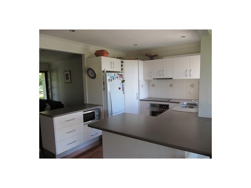 11 Barraba Street, Whitebridge NSW 2290