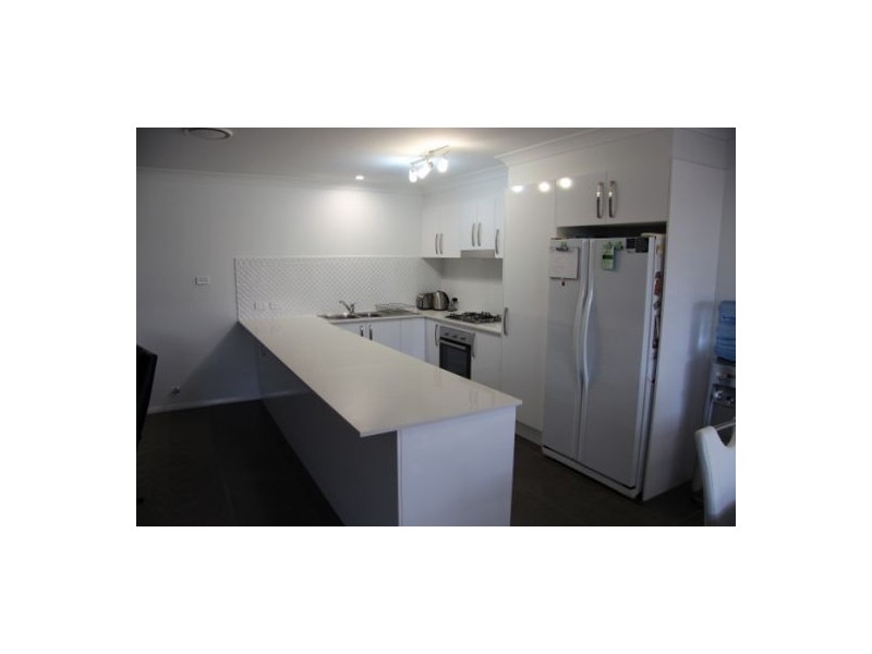 1/4 Hardes Avenue, Maryland NSW 2287