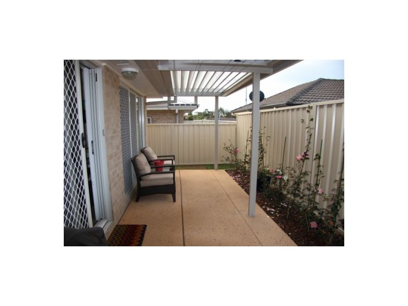 1/4 Hardes Avenue, Maryland NSW 2287