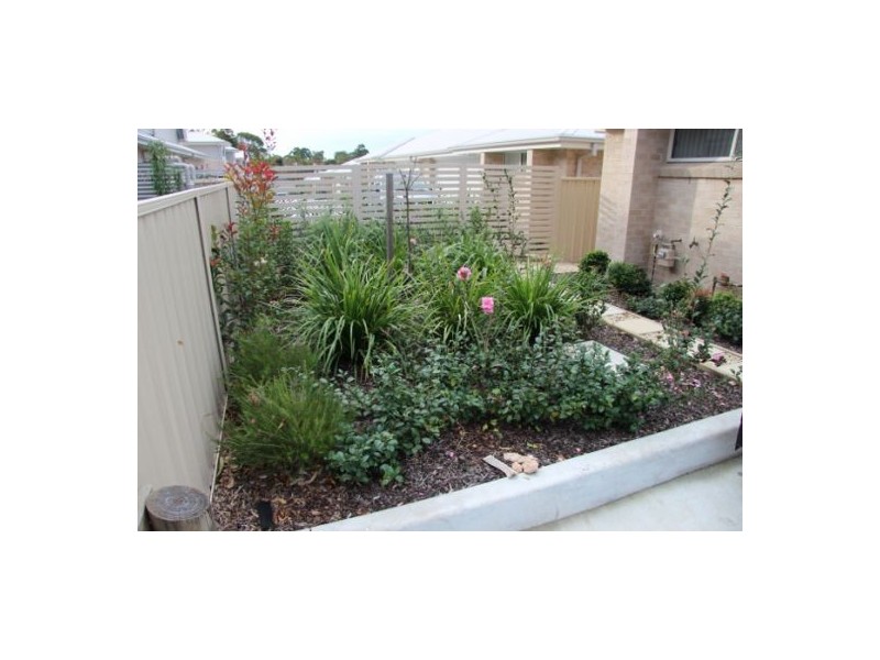 1/4 Hardes Avenue, Maryland NSW 2287