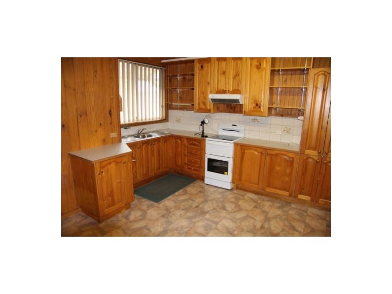 10 Floraville Road, Belmont North NSW 2280