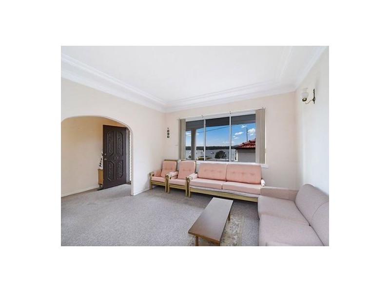 117 Marks Point Road, Marks Point NSW 2280