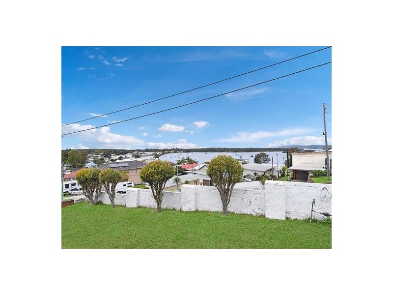 117 Marks Point Road, Marks Point NSW 2280