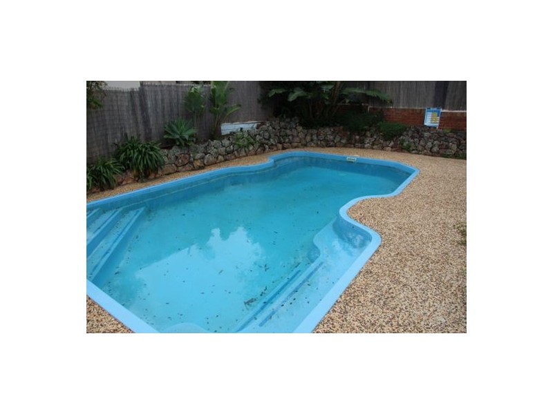 12 Agincourt Crescent, Valentine NSW 2280